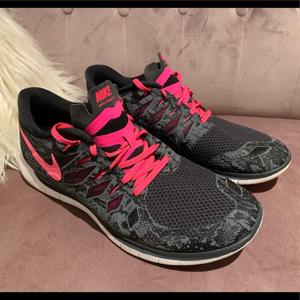 Women's Nike FREE 5.0 Black Pink Size 12 Run Hike